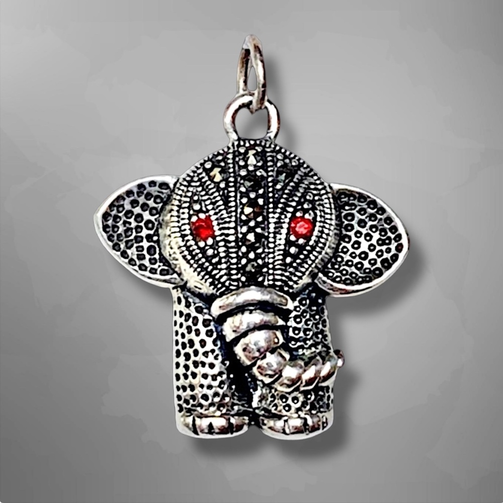 925 sterling silver pendant